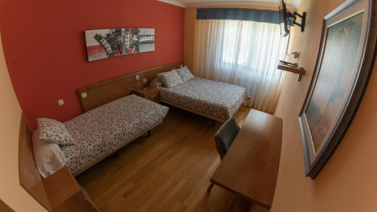 Hostal Santiago 2 Burgo Eksteriør billede
