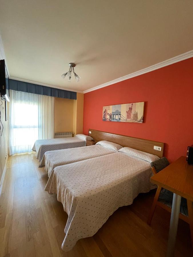 Hostal Santiago 2 Burgo Eksteriør billede