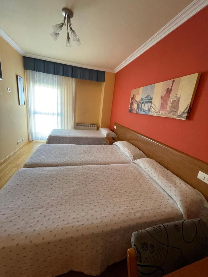 Hostal Santiago 2 Burgo Eksteriør billede