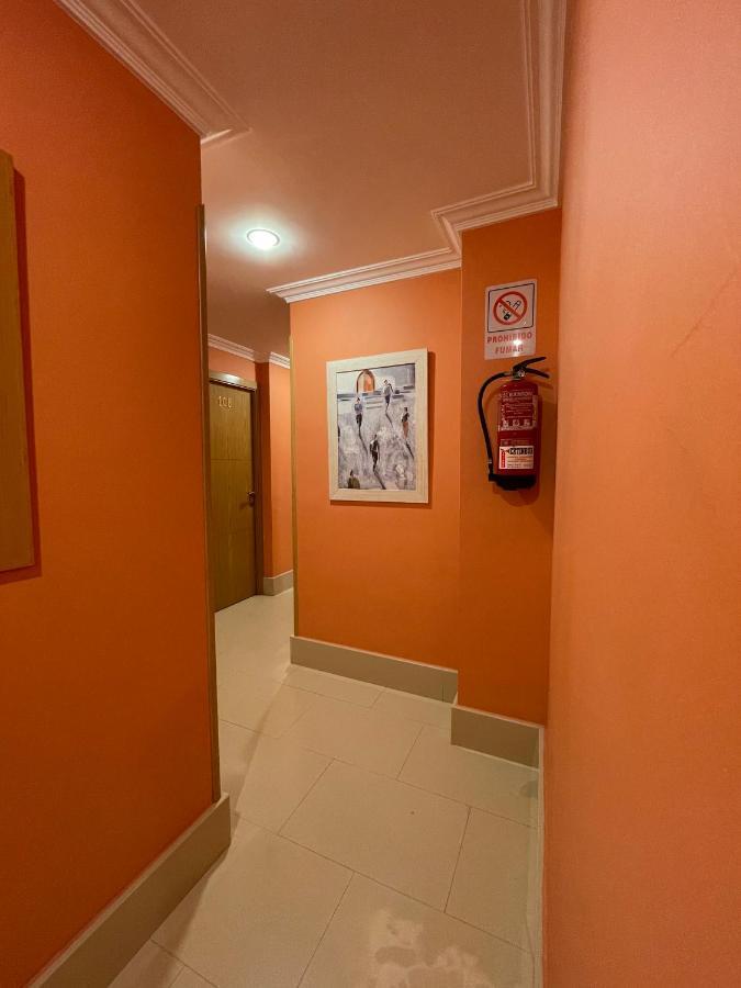 Hostal Santiago 2 Burgo Eksteriør billede