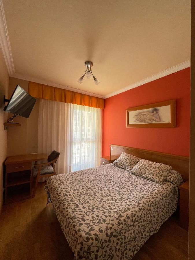 Hostal Santiago 2 Burgo Eksteriør billede