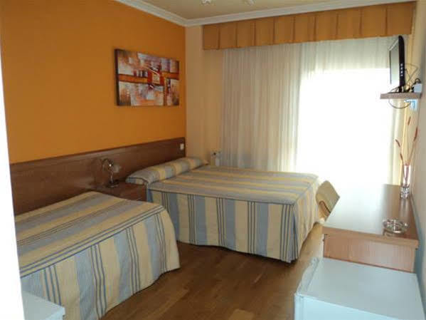 Hostal Santiago 2 Burgo Eksteriør billede