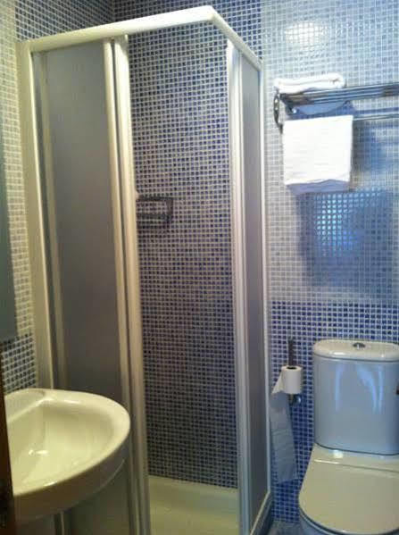Hostal Santiago 2 Burgo Eksteriør billede